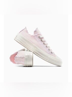 Converse Chuck 70 Embroidered Low Top